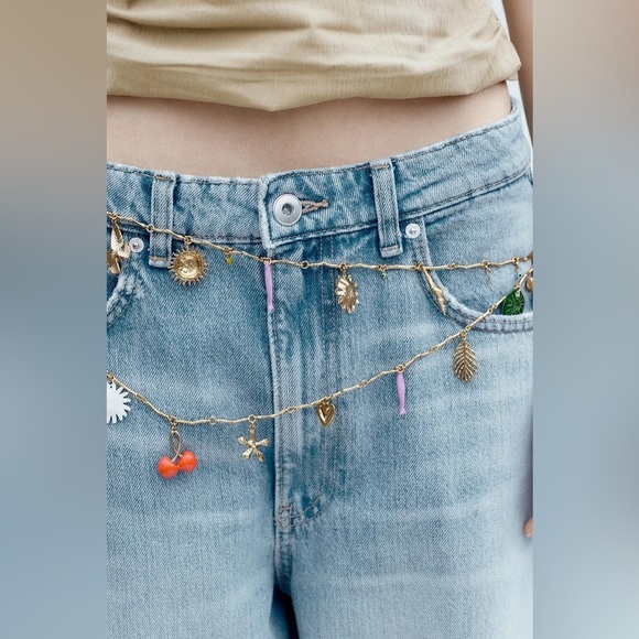NWOT. Zara Golden Metal piece belt with different charm pendants. main image 6